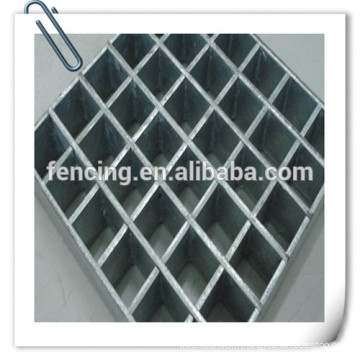 Xinlong Nouveaux produits Grille en acier / Grille composée / Fin spéciale en acier Finition en acier